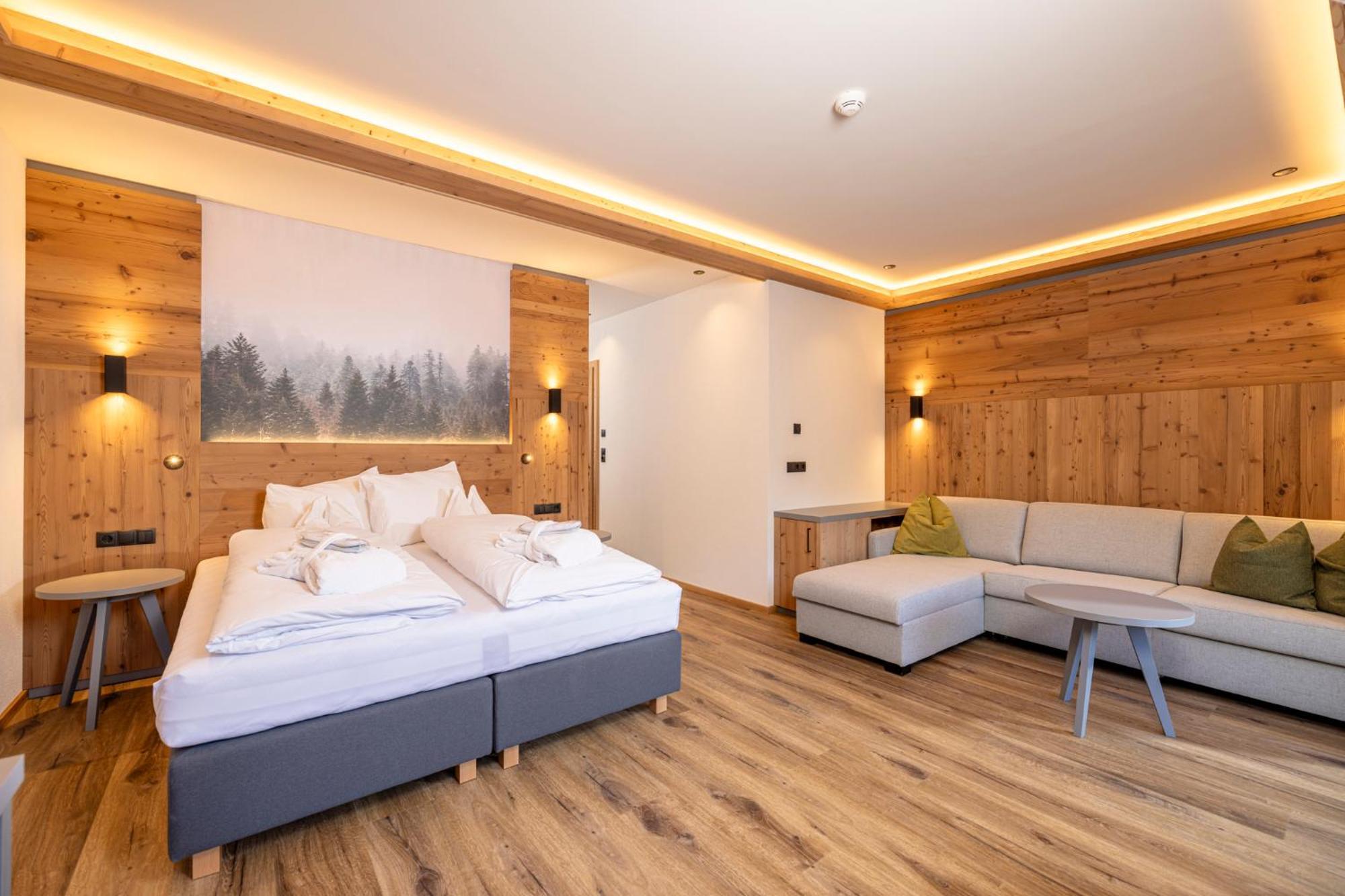 Thermal-Badhotel Kirchler Тукс Экстерьер фото
