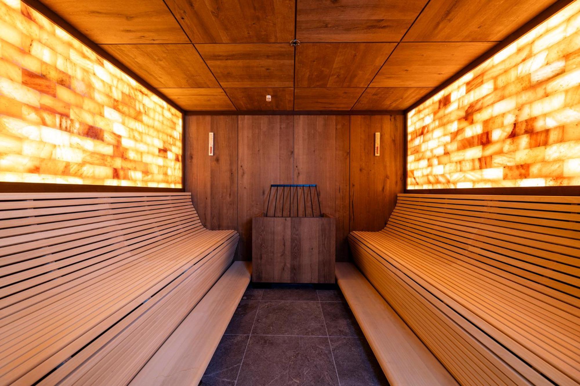 Thermal-Badhotel Kirchler Тукс Экстерьер фото