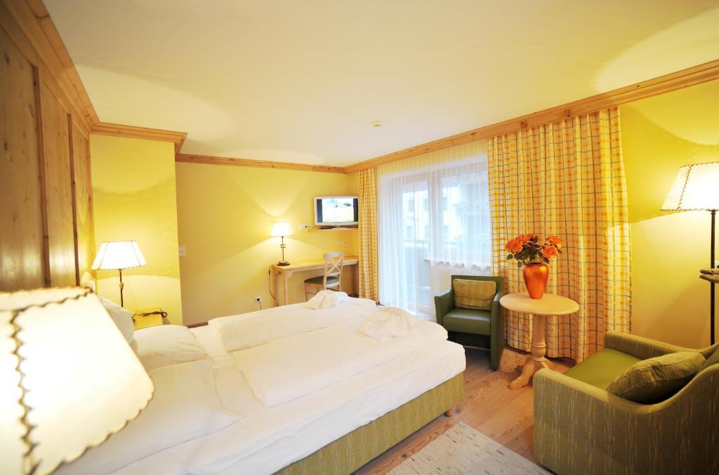 Thermal-Badhotel Kirchler Тукс Номер фото